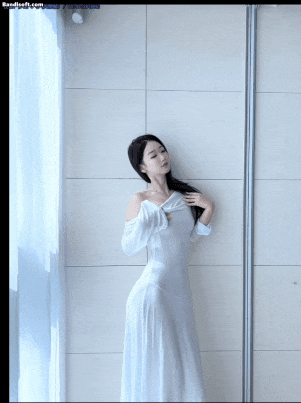 【独家破解资源】秀人网 唐安琪 性感透视长裙 真空凸点 脱内揉奶摸逼2V+93P